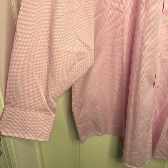 NWOT Van Heusen Flex Collar Button Down Shirt - Picture 3 of 7